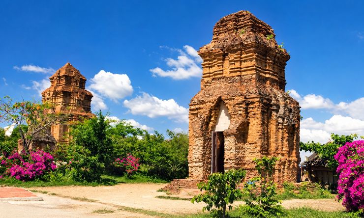 Tháp Pô Sah Inư